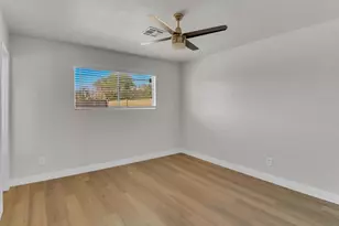 6014 W Avalon Dr, Phoenix, AZ 85033 - Photo 20