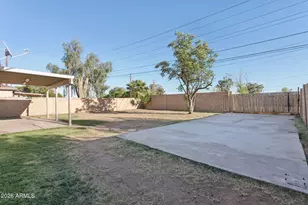 4505 W Crittenden Ln, Phoenix, AZ 85031 - Photo 12