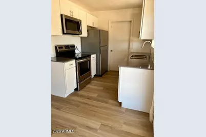 4505 W Crittenden Lane, Phoenix, AZ 85031 - Photo 6