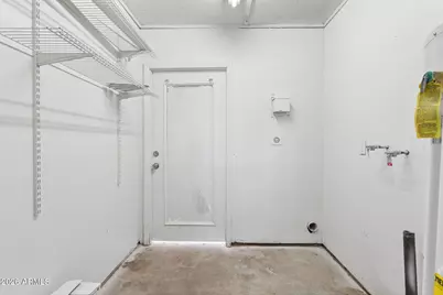 4505 W Crittenden Lane, Phoenix, AZ 85031 - Photo 10