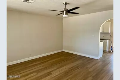 4505 W Crittenden Lane, Phoenix, AZ 85031 - Photo 18