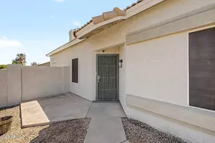 109 W Sagebrush St, Gilbert, AZ 85233 - Photo 4