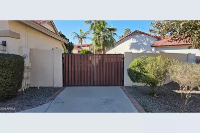 3124 N Meadow Drive, Avondale, AZ 85392 - Photo 4
