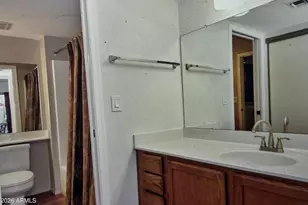 33 E Beck Ln, Phoenix, AZ 85022 - Photo 8