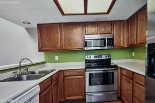 33 E Beck Ln, Phoenix, AZ 85022 - Photo 6