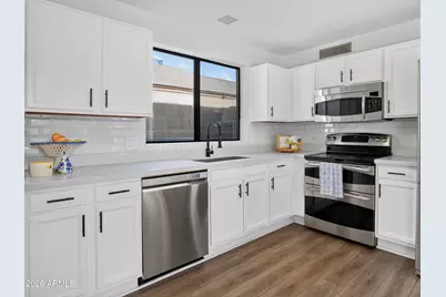 4047 W Whispering Wind Drive, Glendale, AZ 85310 - Photo 16