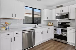 4047 W Whispering Wind Dr, Glendale, AZ 85310 - Photo 16