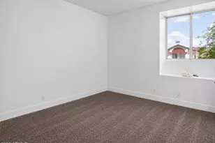 4047 W Whispering Wind Dr, Glendale, AZ 85310 - Photo 34