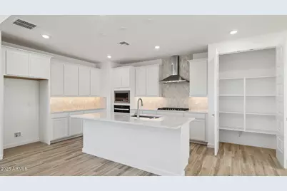 27452 N 69th Lane, Peoria, AZ 85383 - Photo 4