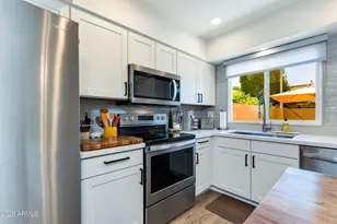 8323 E Keim Dr, Scottsdale, AZ 85250 - Photo 12