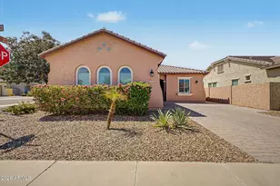 1973 E Dana Way, Chandler, AZ 85225 - Photo 2