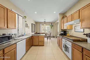 1638 W Cottonwood Ln, Phoenix, AZ 85045 - Photo 4