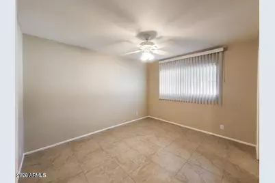 810 E Colter Street #34, Phoenix, AZ 85014 - Photo 4
