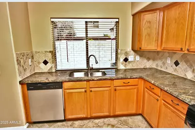12826 W Windsor Avenue, Avondale, AZ 85392 - Photo 4
