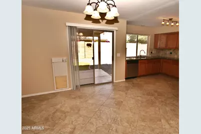 12826 W Windsor Avenue, Avondale, AZ 85392 - Photo 6