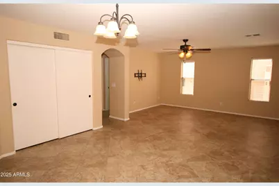12826 W Windsor Avenue, Avondale, AZ 85392 - Photo 8