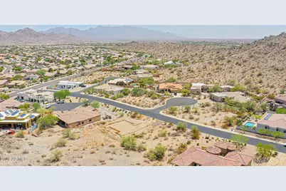 18236 W Santa Alberta Lane #30, Goodyear, AZ 85338 - Photo 20