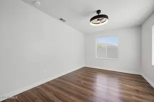 9252 W Carol Ave, Peoria, AZ 85345 - Photo 10