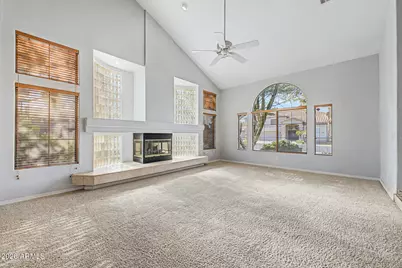 2721 W Tulsa Street, Chandler, AZ 85224 - Photo 10