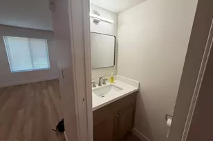 601 E Palo Verde Dr, Phoenix, AZ 85012 - Photo 16