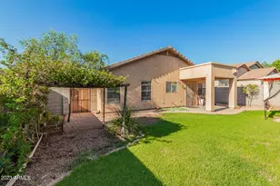 1525 W Burgess Ln, Phoenix, AZ 85041 - Photo 24