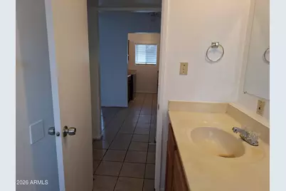 1345 E Campbell Avenue #Apt 6, Phoenix, AZ 85014 - Photo 6