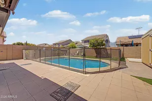 17940 W Desert Ln, Surprise, AZ 85388 - Photo 38