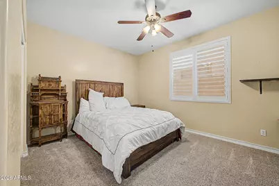 17940 W Desert Lane, Surprise, AZ 85388 - Photo 26