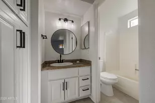 2228 N 52nd St, Phoenix, AZ 85008 - Photo 12