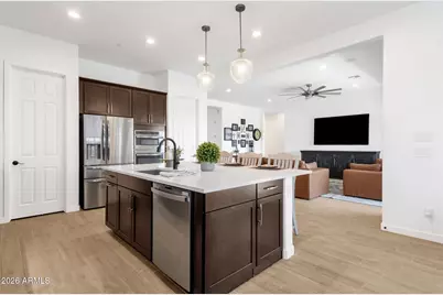 11653 W Andrew Lane, Peoria, AZ 85383 - Photo 8