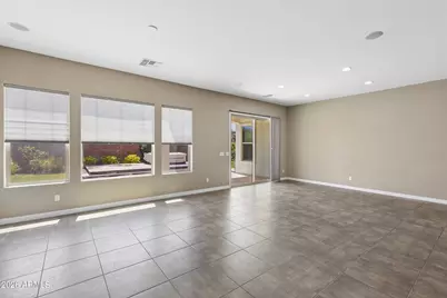 3325 E Coconino Dr Drive, Gilbert, AZ 85298 - Photo 12
