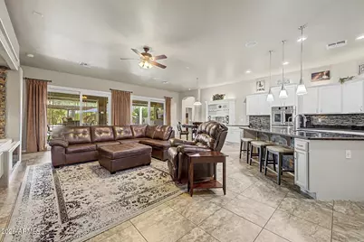 521 E Mineral Road, Phoenix, AZ 85042 - Photo 12