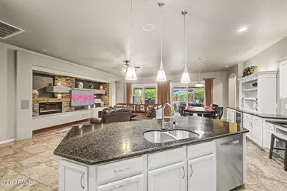 521 E Mineral Road, Phoenix, AZ 85042 - Photo 18