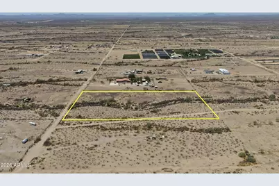 30439 W Wildcat Drive #27, Wittmann, AZ 85361 - Photo 4