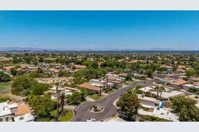 4718 E Monte Way, Phoenix, AZ 85044 - Photo 44