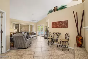 4718 E Monte Way, Phoenix, AZ 85044 - Photo 8