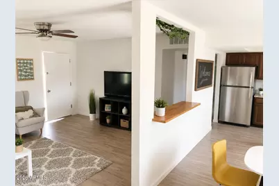 15 E Alameda Drive, Tempe, AZ 85282 - Photo 2