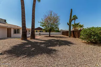 10216 N 110th Avenue, Sun City, AZ 85351 - Photo 28