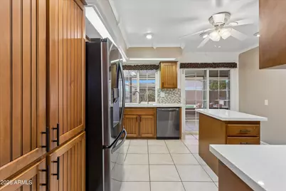 9201 W Elkhorn Drive, Sun City, AZ 85351 - Photo 14
