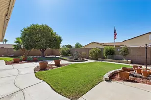 9201 W Elkhorn Dr, Sun City, AZ 85351 - Photo 28