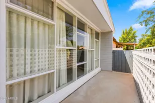 7015 W Wolf St, Phoenix, AZ 85033 - Photo 16