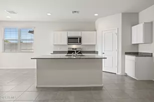 1356 W Shannons Way, Coolidge, AZ 85128 - Photo 10