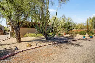 6510 E Dixileta Dr, Cave Creek, AZ 85331 - Photo 32