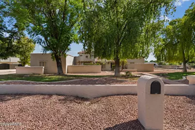 2625 E Page Avenue, Gilbert, AZ 85234 - Photo 2