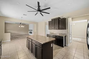 24772 W Wedgewood Ave, Buckeye, AZ 85326 - Photo 14