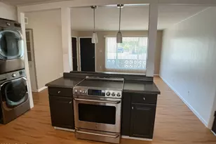 10846 W Oakmont Dr, Sun City, AZ 85351 - Photo 8