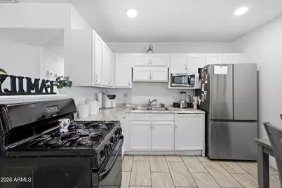 2502 N 47th Lane, Phoenix, AZ 85035 - Photo 8