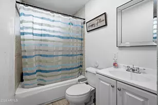 2502 N 47th Ln, Phoenix, AZ 85035 - Photo 16