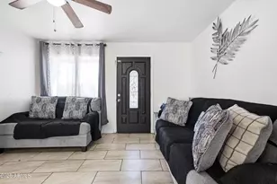 2502 N 47th Ln, Phoenix, AZ 85035 - Photo 6