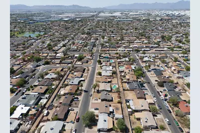 2502 N 47th Lane, Phoenix, AZ 85035 - Photo 36